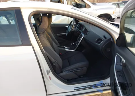 2014 Volvo S60 T5/T5 Platinum/T5 Premier/T5 Premier Plus from USA, damaged, VIN YV1612FS3E2272432